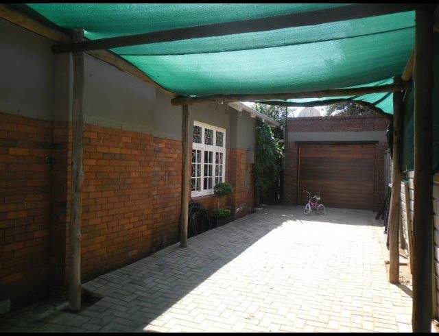 4 BEDROOM HOUSE FOR SALE IN KENSINGTON